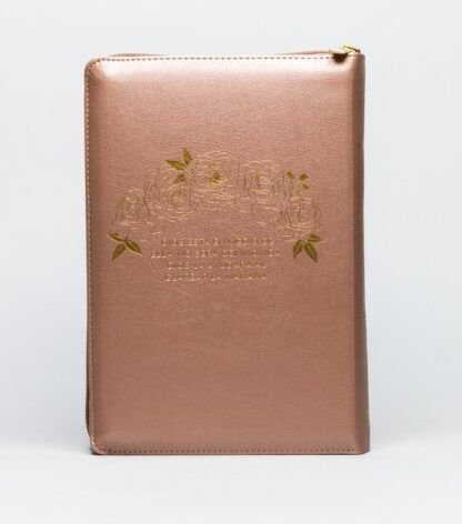 Biblia Tamaño Manual Letra Gigante con Índice y Cierre – Rosa Perla Símil Piel - Imagen 4